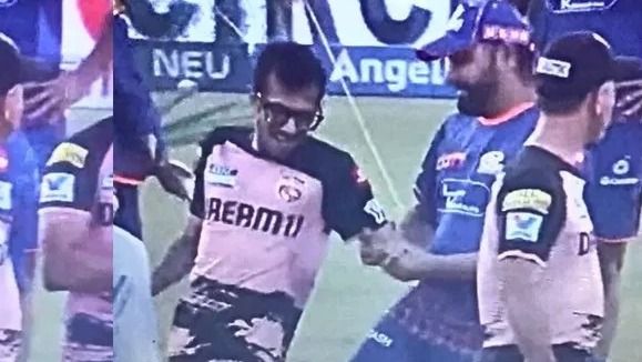 रोहित शर्मा से मिले युजवेंद्र चहल, फिर कुछ ऐसा हुआ कि स्पिनर की हो गई पिटाई, VIDEO वायरल रोहित शर्मा से मिले युजवेंद्र चहल, फिर कुछ ऐसा हुआ कि स्पिनर की हो गई पिटाई, VIDEO वायरल