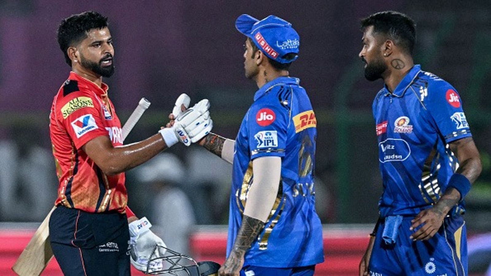 जीत के बाद श्रेयस अय्यर ने इस एक शख्स की जमकर की तारीफ, कहा- बेहद आसान होता है एक दूसरे को छुरा घोंपना जीत के बाद श्रेयस अय्यर ने इस एक शख्स की जमकर की तारीफ, कहा- बेहद आसान होता है एक दूसरे को छुरा घोंपना