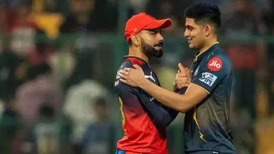 IPL 2025: पंजाब किंग्स ने टॉप-2 में पक्की की जगह, अब आरसीबी या गुजरात टाइटंस का क्या होगा, कैसे कर पाएंगे श्रेयस अय्यर की टीम की बराबरी? SportsTak Hindi