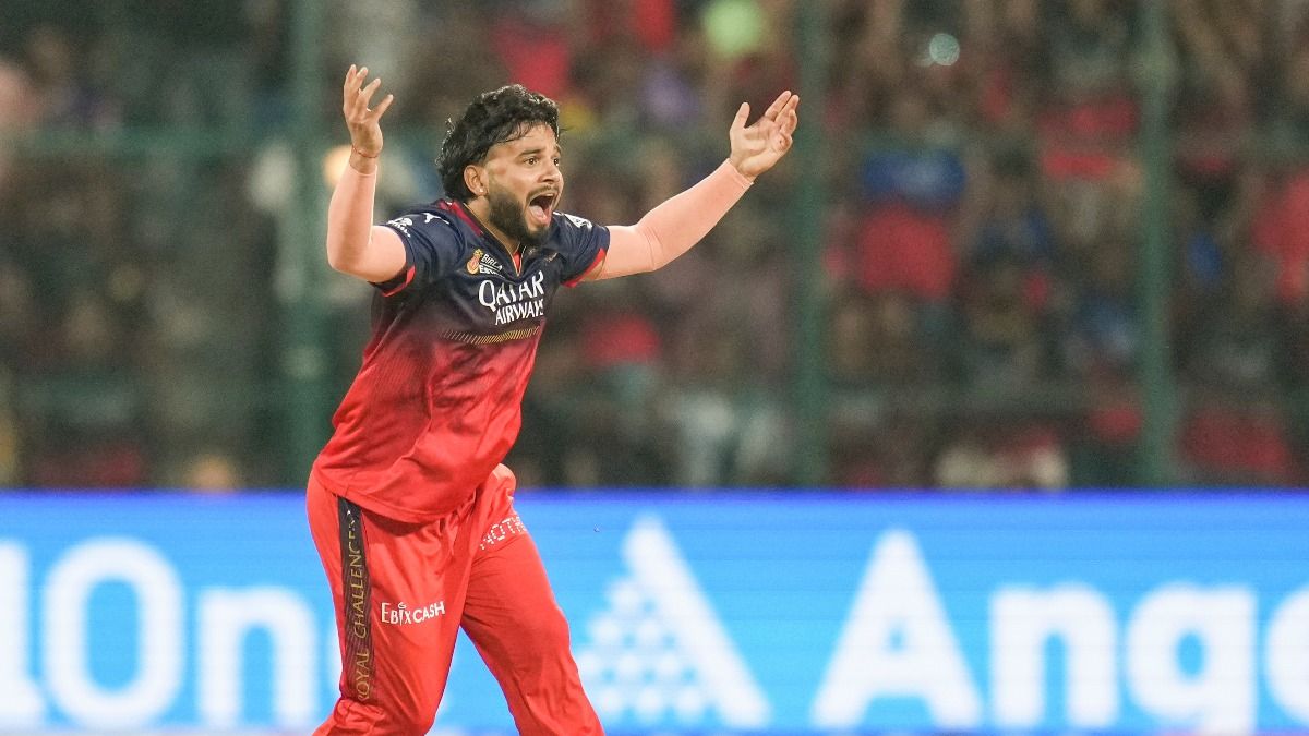 PBKS vs RCB : पंजाब किंग्स को 101 पर ढेर करने के बाद RCB के स्पिनर सुयश शर्मा ने बताया मास्टरप्लान, कहा - मेरी गुगली को... PBKS vs RCB : पंजाब किंग्स को 101 पर ढेर करने के बाद RCB के स्पिनर सुयश शर्मा ने बताया मास्टरप्लान, कहा - मेरी गुगली को...