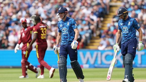 दिल्‍ली कैपिटल्‍स को IPL 2025 में धोखा देने वाले बल्‍लेबाज का हाहाकारी कप्‍तानी डेब्‍यू, इंग्‍लैंड को दिलाई 238 रन से जीत, वेस्‍टइंडीज के खिलाफ पहले वनडे में टीम ने बनाए 400 रन