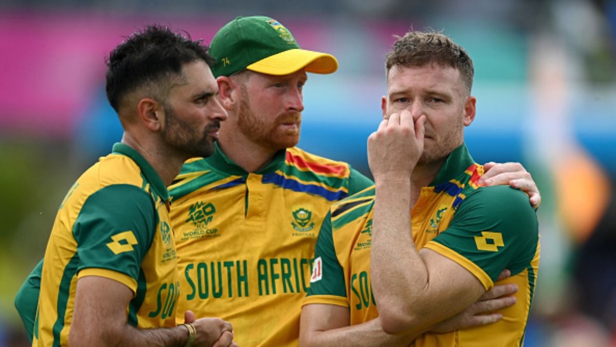 बड़ी खबर: ग्लेन मैक्सवेल के बाद अब इस विस्फोटक खिलाड़ी ने लिया संन्यास, भारत के खिलाफ मैच से शुरू किया था करियर बड़ी खबर: ग्लेन मैक्सवेल के बाद अब इस विस्फोटक खिलाड़ी ने लिया संन्यास, भारत के खिलाफ मैच से शुरू किया था करियर