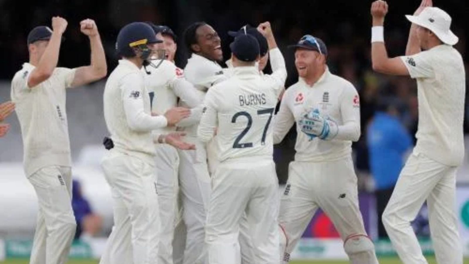 IND vs ENG: भारत से टेस्ट सीरीज में 150 की स्पीड वाले बॉलर को उतारेगा इंग्लैंड, सिर पर गेंद मारकर बल्लेबाज को कर चुका है घायल, दूसरे मैच में खिलाने की तैयारी IND vs ENG: भारत से टेस्ट सीरीज में 150 की स्पीड वाले बॉलर को उतारेगा इंग्लैंड, सिर पर गेंद मारकर बल्लेबाज को कर चुका है घायल, दूसरे मैच में खिलाने की तैयारी