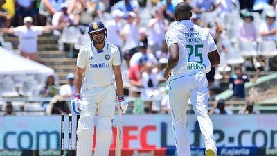 टीम इंडिया इन तीन शहरों में खेलेगी वेस्टइंडीज के खिलाफ टेस्ट सीरीज, साउथ अफ्रीका के खिलाफ पहला टेस्ट भी हुआ शिफ्ट, BCCI ने जारी किया घरेलू सीजन का नया शेड्यूल SportsTak Hindi