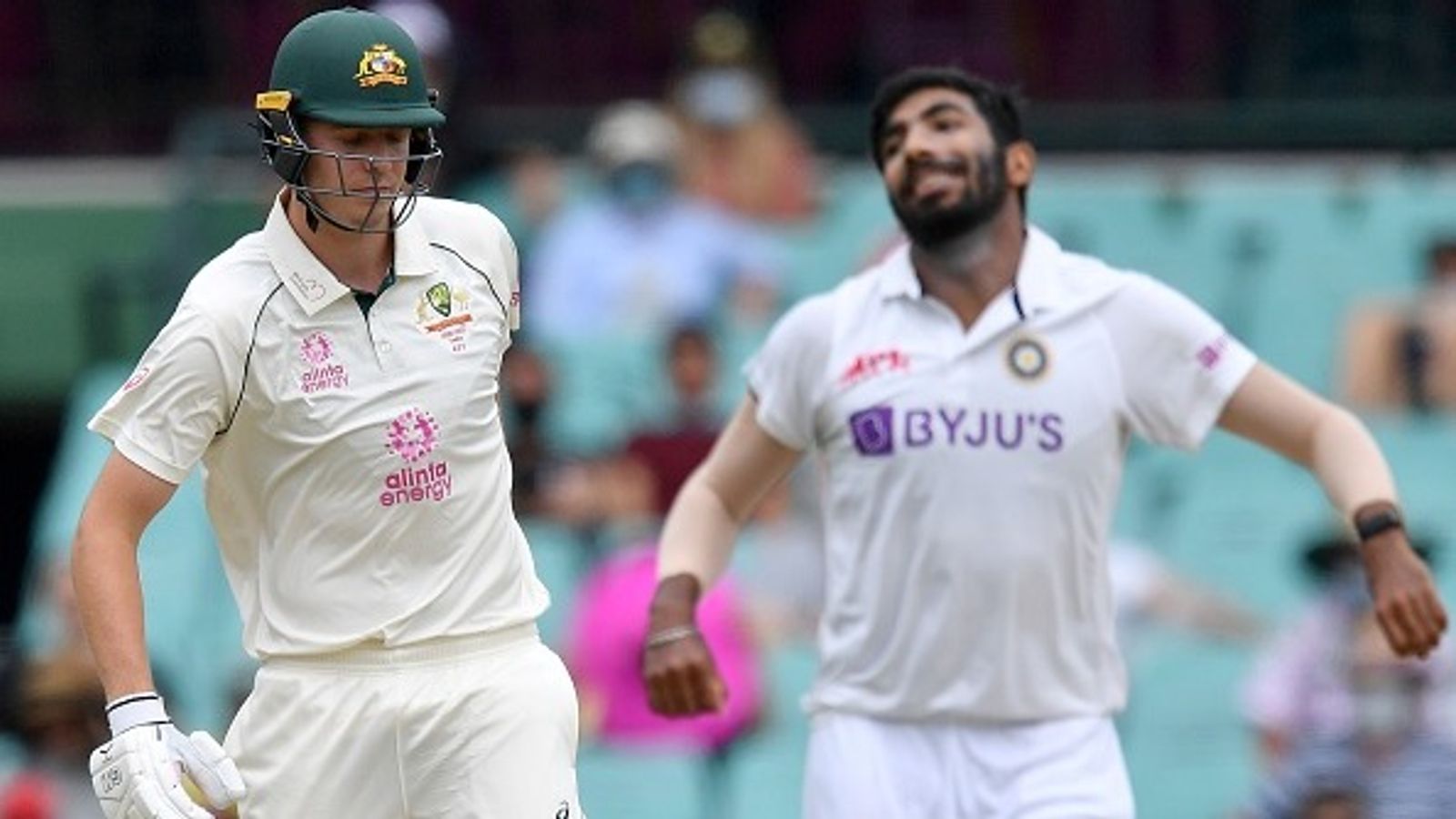 WTC Final: जसप्रीत बुमराह ने कैसे बढ़ाया कैमरन ग्रीन का आत्मविश्वास? ऑस्ट्रेलियाई स्टार का खुलासा, कहा- भारतीय गेंदबाज ने सर्जरी से एक रात पहले... WTC Final: जसप्रीत बुमराह ने कैसे बढ़ाया कैमरन ग्रीन का आत्मविश्वास? ऑस्ट्रेलियाई स्टार का खुलासा, कहा- भारतीय गेंदबाज ने सर्जरी से एक रात पहले...