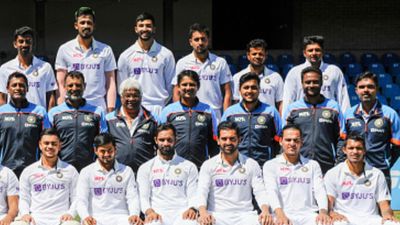 तीन बार भारतीय टेस्ट स्क्वॉड का बना हिस्सा फिर भी नहीं मिला खेलने का मौका, अब इस सूरमा ने बदल ली टीम SportsTak Hindi