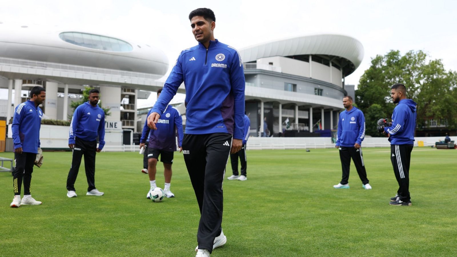 IND vs ENG: 'हैरान मत हो जाना अगर...', माइकल वॉन ने भारत की युवा टेस्ट टीम के बारे में इंग्लैंड को दी चेतावनी IND vs ENG: 'हैरान मत हो जाना अगर...', माइकल वॉन ने भारत की युवा टेस्ट टीम के बारे में इंग्लैंड को दी चेतावनी