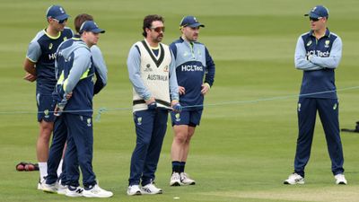 WTC Final: ऑस्ट्रेलिया ने प्लेइंग इलेवन से सैम कोंस्टस और कोहली को तंग करने वाले को किया बाहर, सवा साल बाद इस खिलाड़ी की वापसी SportsTak Hindi