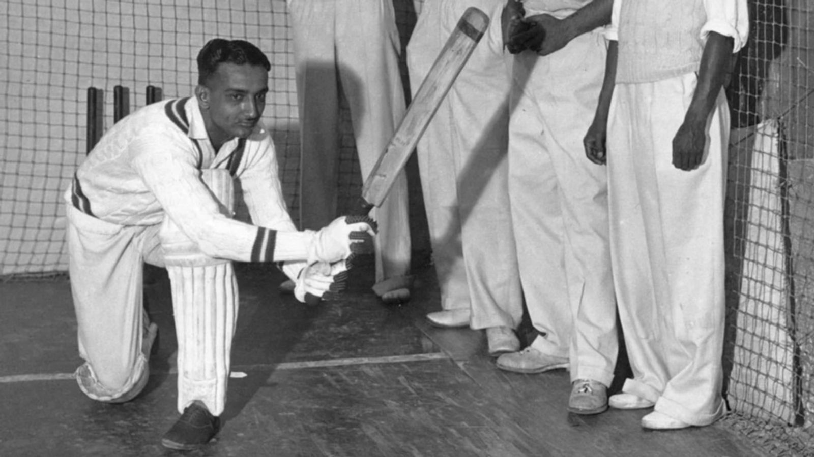 IND vs ENG: वह खिलाड़ी जिसने महात्मा गांधी के समर्थन में इंग्लैंड जाने से किया इनकार और भारतीय टीम से हो गया बाहर IND vs ENG: वह खिलाड़ी जिसने महात्मा गांधी के समर्थन में इंग्लैंड जाने से किया इनकार और भारतीय टीम से हो गया बाहर