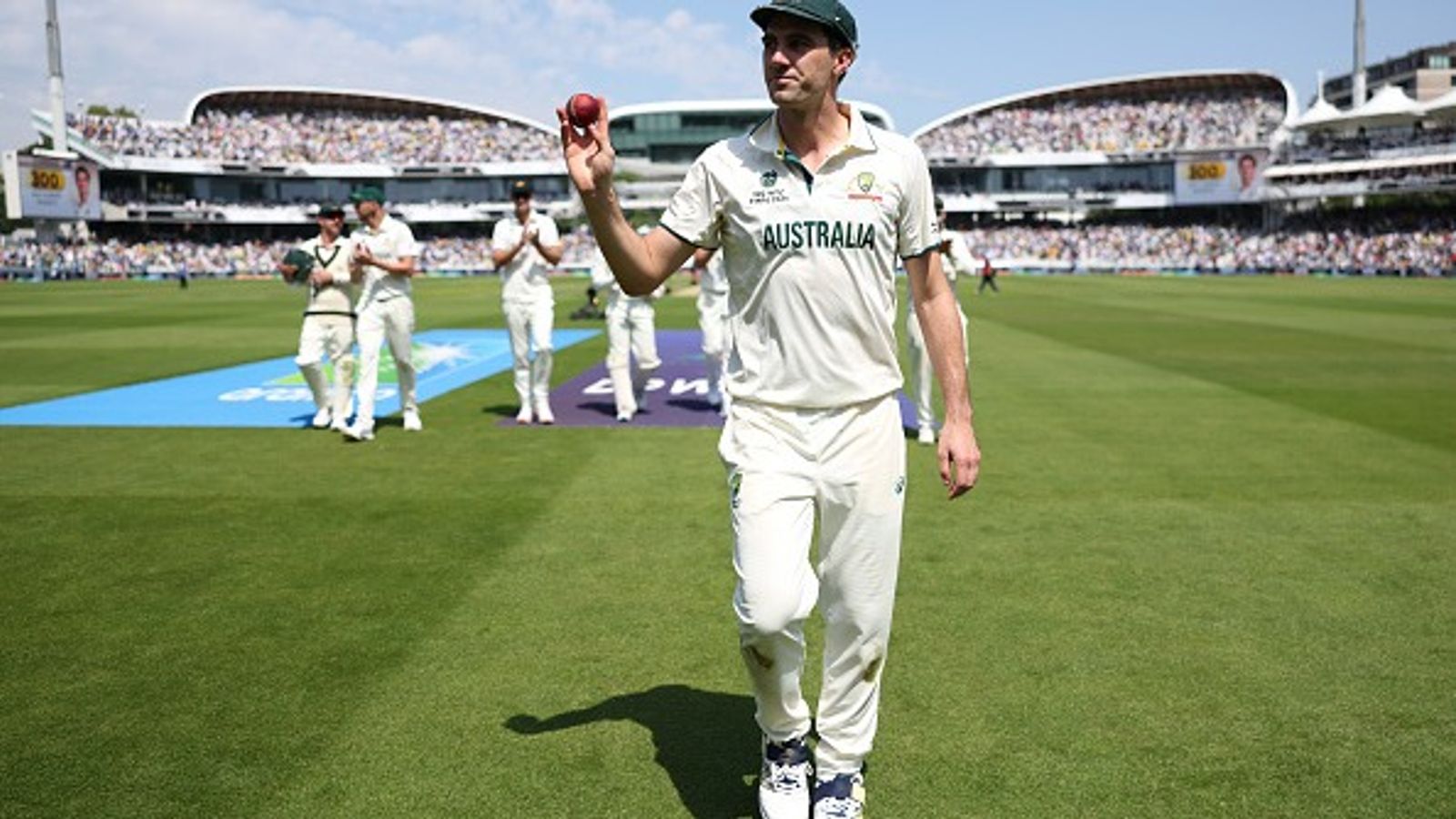 WTC Final : कमिंस के 'पंजे' से कांपी साउथ अफ्रीका, 138 रन पर सिमटी बवुमा की टीम पर ऑस्ट्रेलिया ने कसा शिंकजा WTC Final : कमिंस के 'पंजे' से कांपी साउथ अफ्रीका, 138 रन पर सिमटी बवुमा की टीम पर ऑस्ट्रेलिया ने कसा शिंकजा