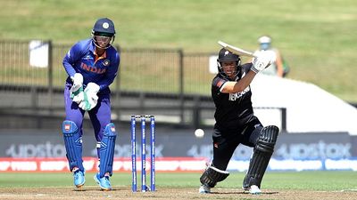 बड़ी खबर: धाकड़ कप्तान का 35 की उम्र में वनडे से संन्यास का ऐलान, पिछले साल टीम को बनाया था टी20 वर्ल्ड चैंपियन SportsTak Hindi