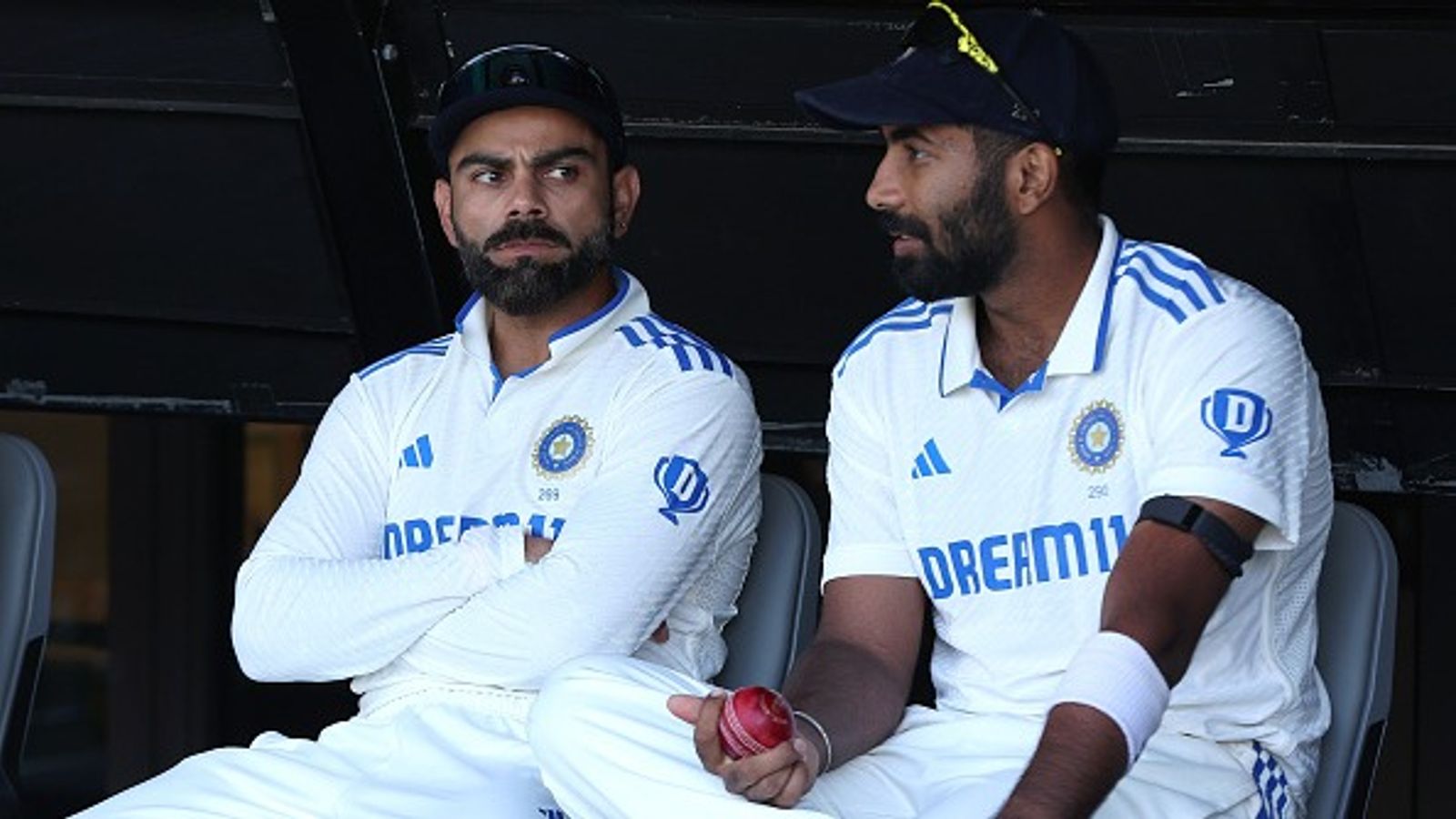 'उनका शरीर यदि उन्हें खेलने की अनुमति नहीं देता तो...', IPL को टेस्ट क्रिकेट से 5 लेवल नीचे बताने वाले विराट कोहली के कमेंट पर जसप्रीत बुमराह ने किया रिएक्ट विराट कोहली और जसप्रीत बुमराह