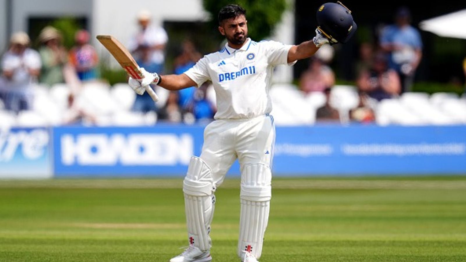 करुण नायर समेत दो खिलाड़ियों ने लिया टीम छोड़ने का फैसला, इंग्लैंड के खिलाफ सीरीज के ओपनिंग टेस्ट से पहले आई बड़ी खबर करुण नायर समेत दो खिलाड़ियों ने लिया टीम छोड़ने का फैसला, इंग्लैंड के खिलाफ सीरीज के ओपनिंग टेस्ट से पहले आई बड़ी खबर