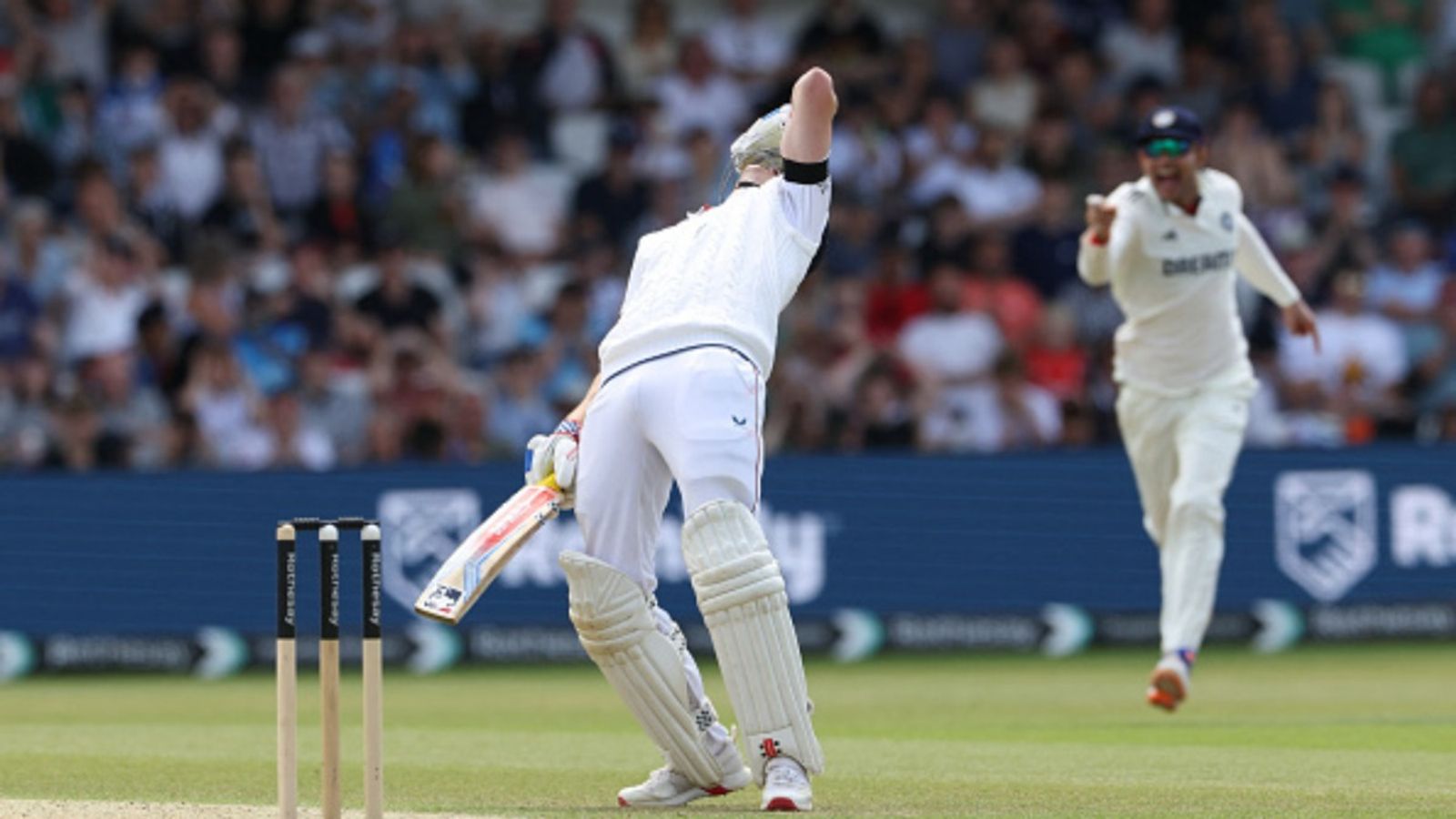 दुनिया का सबसे लकी बल्लेबाज! इंग्लिश खिलाड़ी के टेस्ट में 12 महीने में छूटे 13 कैच, ठोके 4 शतक-5 फिफ्टी, भारत को भी किया तंग दुनिया का सबसे लकी बल्लेबाज! इंग्लिश खिलाड़ी के टेस्ट में 12 महीने में छूटे 13 कैच, ठोके 4 शतक-5 फिफ्टी, भारत को भी किया तंग