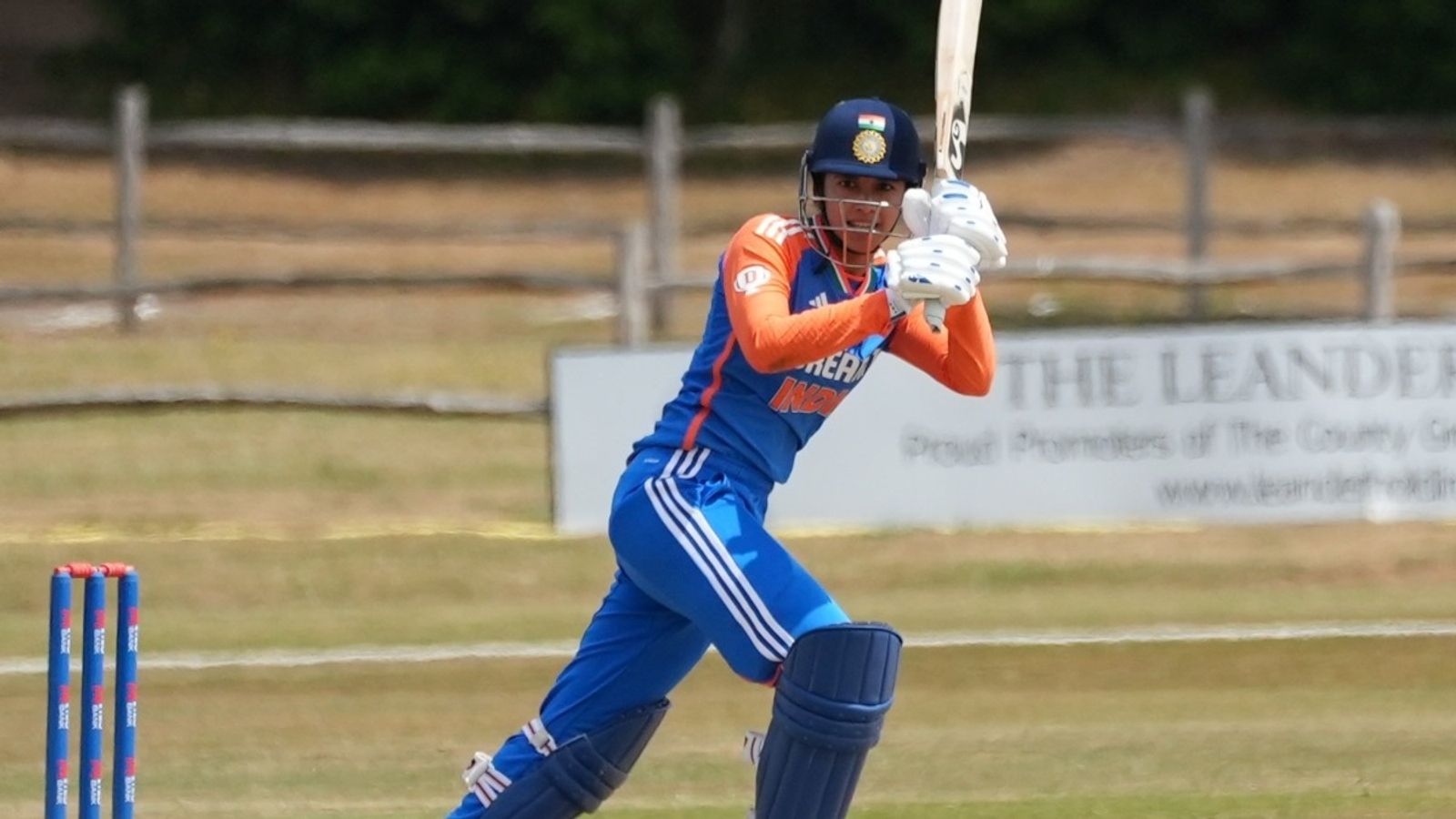 टीम इंडिया की इंग्लैंड में लगातार दूसरी हार, स्मृति मांधना-ऋचा घोष का तूफानी खेल भी T20 में नहीं दिला सका जीत टीम इंडिया की इंग्लैंड में लगातार दूसरी हार, स्मृति मांधना-ऋचा घोष का तूफानी खेल भी T20 में नहीं दिला सका जीत