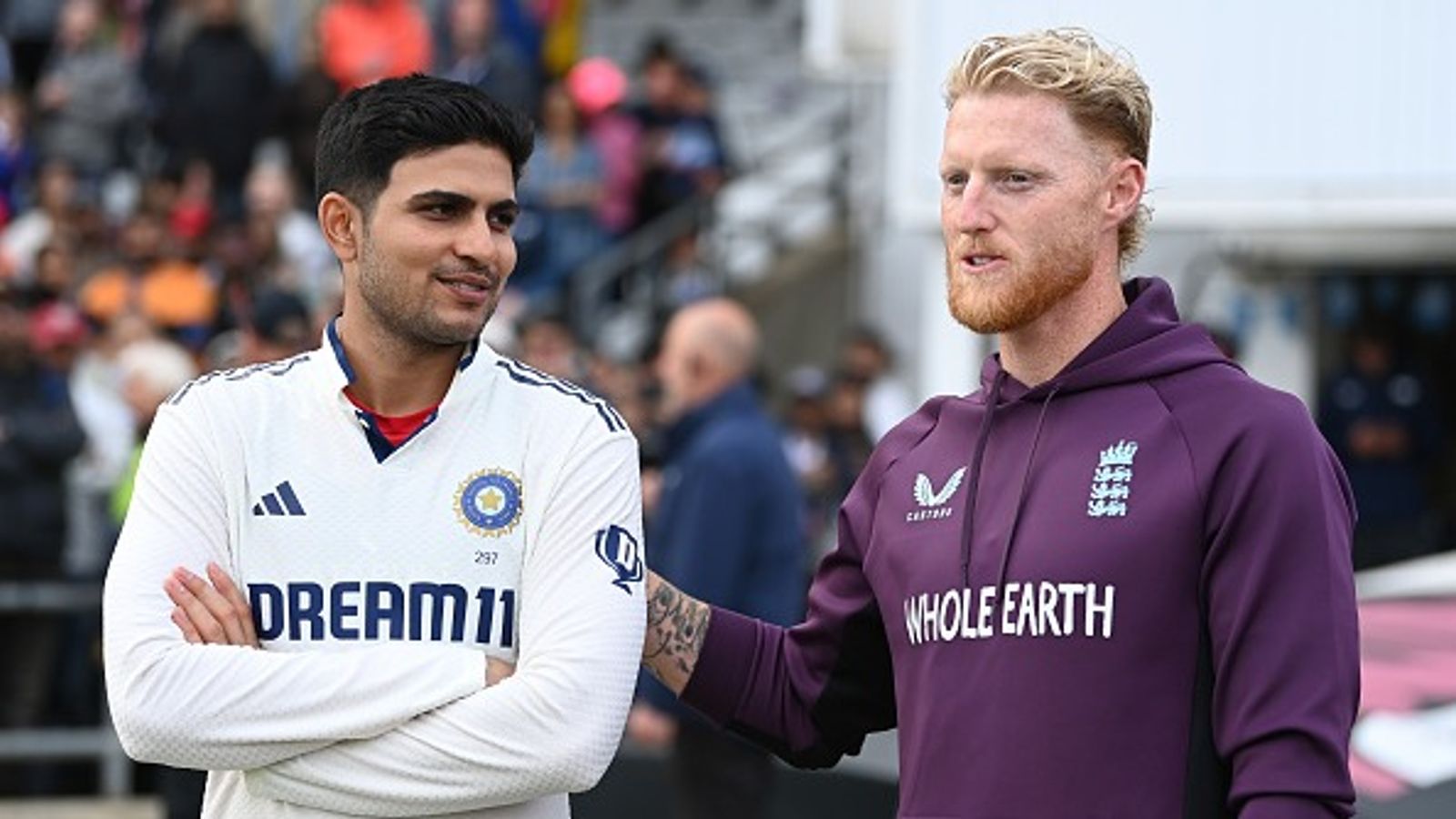 शुभमन गिल के समर्थन में उतरा इंग्लैंड का दिग्गज कप्तान, बेन स्टोक्स का दिया उदाहरण, देखना सभी... एक दूसरे संग बात करते शुभमन गिल और बेन स्टोक्स