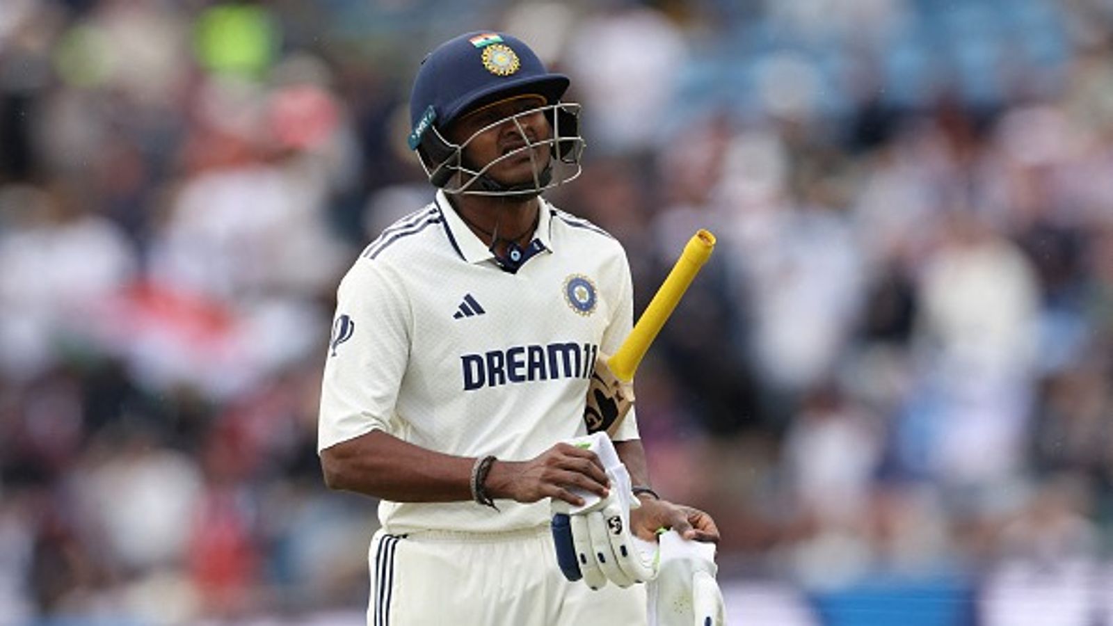 IND vs ENG : बर्मिंघम टेस्ट मैच से शुभमन गिल के साथी का कट सकता है पत्ता, पूर्व भारतीय विकेटकीपर ने कहा - करुण नायर को अब... टेस्ट डेब्यू के दौरान आउट होने के बाद साई सुदर्शन