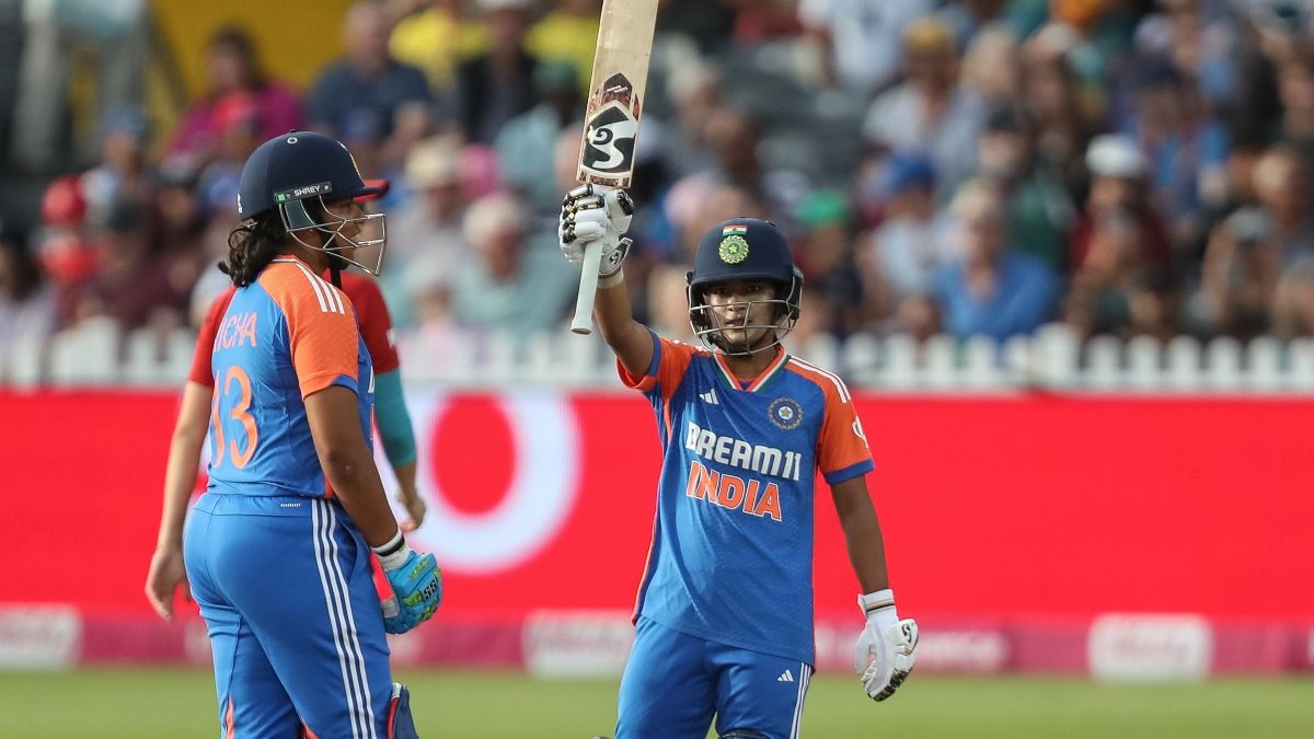 IND vs ENG: भारत ने इंग्‍लैंड को चटाई धूल, अमनजोत कौर के ऑलराउंड प्रदर्शन के दम पर 24 रन से जीता मुकाबला,पांच मैचों की सीरीज में 2-0 से बनाई बढ़त