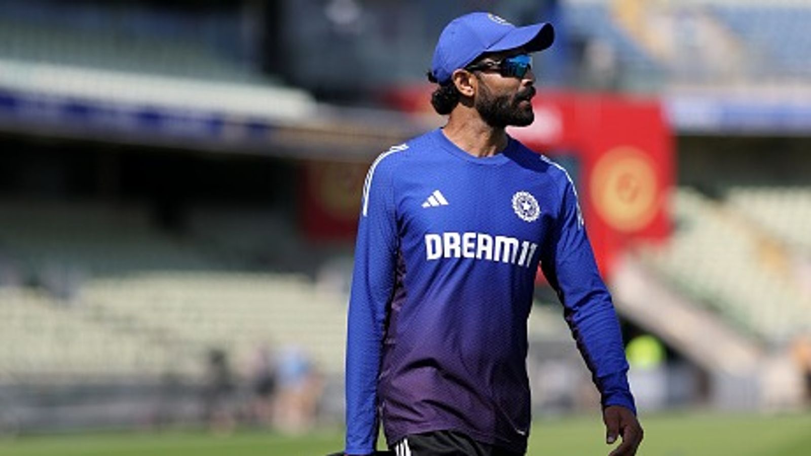 IND vs ENG: रवींद्र जडेजा को एजबेस्टन टेस्ट के दूसरे दिन क्यों तोड़नी पड़ी BCCI की नई गाइडलाइंस? भारतीय ऑलराउंडर ने बताई वजह IND vs ENG: रवींद्र जडेजा को एजबेस्टन टेस्ट के दूसरे दिन क्यों तोड़नी पड़ी BCCI की नई गाइडलाइंस? भारतीय ऑलराउंडर ने बताई वजह