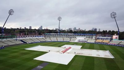 IND vs ENG Test: बारिश की वजह से खेल शुरू होने में देरी, जानिए कब से कटेंगे ओवर्स, कितने बजे तक चलेगा मैच SportsTak Hindi