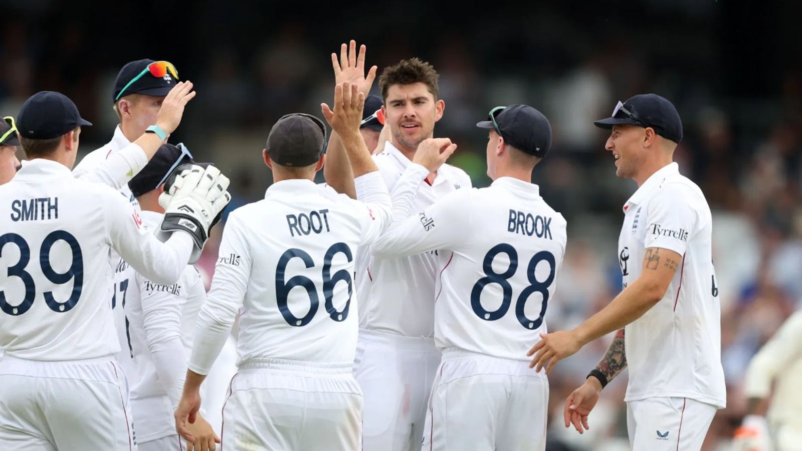 IND vs ENG: इंग्लैंड ने एजबेस्टन हारते ही स्क्वॉड में किया बदलाव, इस तूफानी गेंदबाज को लॉर्ड्स टेस्ट के लिए किया शामिल England test players