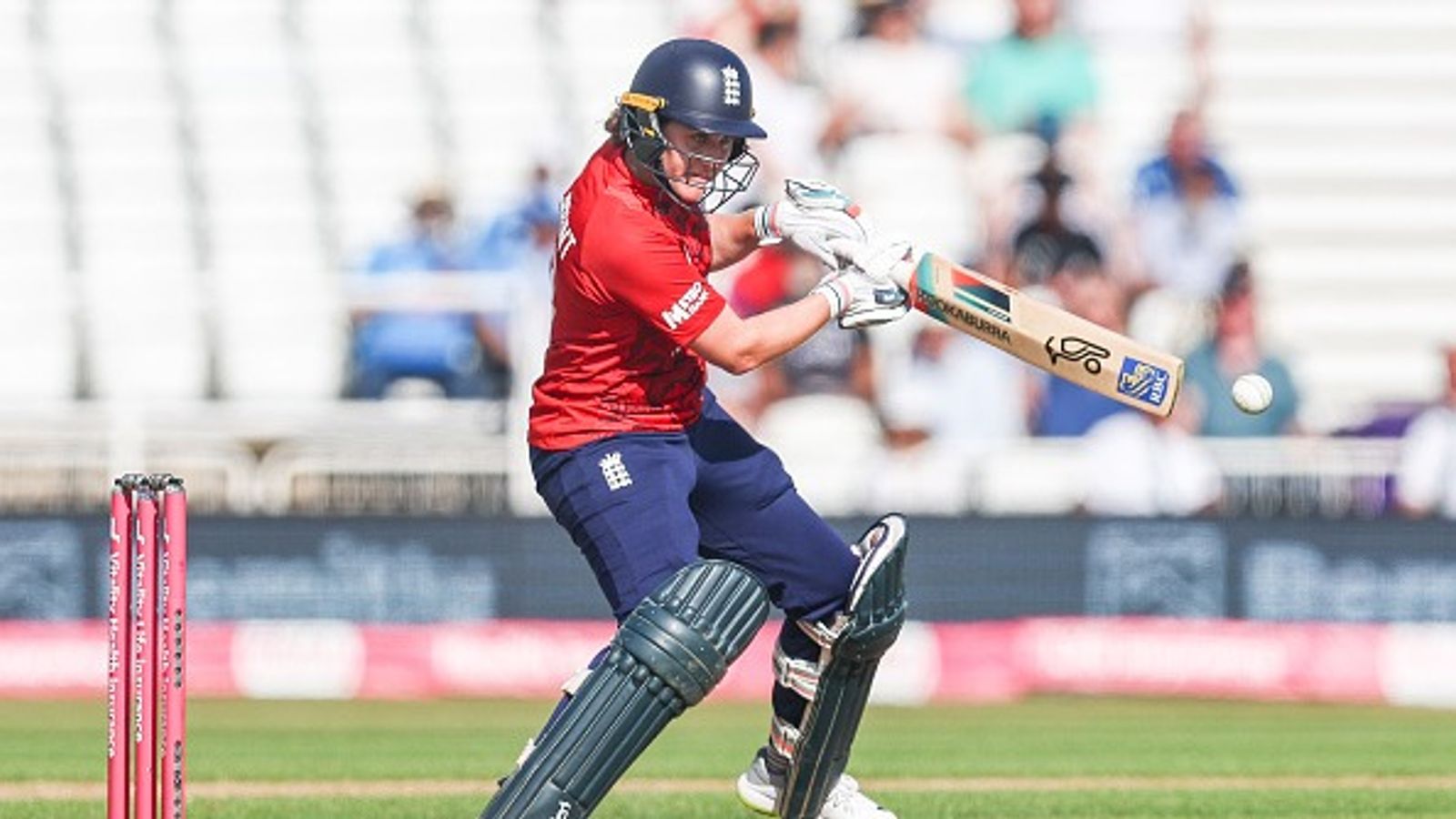 IND vs ENG: भारत के खिलाफ वनडे सीरीज के लिए इंग्लैंड टीम का ऐलान, इन दो धुरंधरों की छह महीने बाद वापसी IND vs ENG: भारत के खिलाफ वनडे सीरीज के लिए इंग्लैंड टीम का ऐलान, इन दो धुरंधरों की छह महीने बाद वापसी