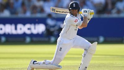 'मुझे लगा बैजबॉल स्टाइल से वो लोग...', इंग्लैंड के पूर्व बल्लेबाज ने टेस्ट क्रिकेट में उनके स्टाइल पर उठाया सवाल, दिया ये विस्फोटक बयान SportsTak Hindi