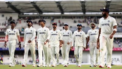 IND vs ENG: भारतीय बल्लेबाजों की धमाचौकड़ी के आगे 50 बरस पुराना वर्ल्ड रिकॉर्ड ध्वस्त, 5 पारियों में ही रच दिया इतिहास SportsTak Hindi