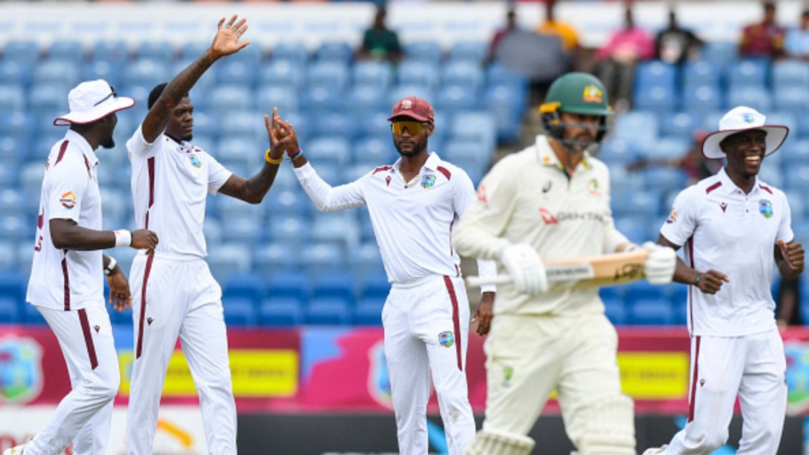 ऑस्ट्रेलिया-वेस्ट इंडीज ने लिए चौंकाने वाले फैसले, एक ने 12 और दूसरी टीम ने 11 साल बाद दिग्गज क्रिकेटर को किया ड्रॉप, जानिए क्यों ऑस्ट्रेलिया-वेस्ट इंडीज ने लिए चौंकाने वाले फैसले, एक ने 12 और दूसरी टीम ने 11 साल बाद दिग्गज क्रिकेटर को किया ड्रॉप, जानिए क्यों