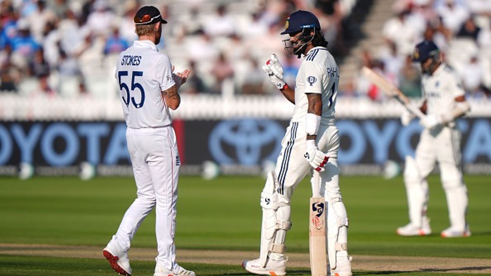 IND vs ENG: ' हम पहले एक घंटे में ही छह विकेट ले लेंगे', लॉर्ड्स टेस्ट के आखिरी दिन को लेकर इंग्लैंड के कोच की भारत को खुली चुनौती IND vs ENG: ' हम पहले एक घंटे में ही छह विकेट ले लेंगे', लॉर्ड्स टेस्ट के आखिरी दिन को लेकर इंग्लैंड के कोच की भारत को खुली चुनौती