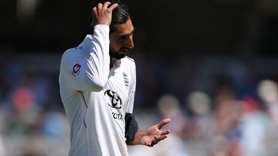 IND vs ENG: शोएब बशीर लॉर्ड्स टेस्ट के आखिरी दिन क्या बॉलिंग के लिए आएंगे? इंग्लैंड के कोच ने दी फिटनेस पर बड़ी अपडेट SportsTak Hindi