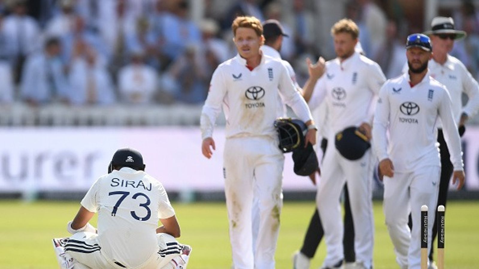 लॉर्ड्स टेस्ट में मिली हार के बाद बोले दिनेश कार्तिक, अगर भारत की ये चीज इंग्लैंड में मौजूद होती तो मोहम्मद सिराज आउट नहीं होते लॉर्ड्स टेस्ट में मिली हार के बाद बोले दिनेश कार्तिक, अगर भारत की ये चीज इंग्लैंड में मौजूद होती तो मोहम्मद सिराज आउट नहीं होते