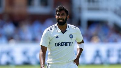 IND vs ENG : जसप्रीत बुमराह के वर्कलोड और उनके रेस्ट को लेकर भड़के सुनील गावस्कर, कहा - इंग्लैंड में छुट्टियां मनाने... Jasprit Bumrah