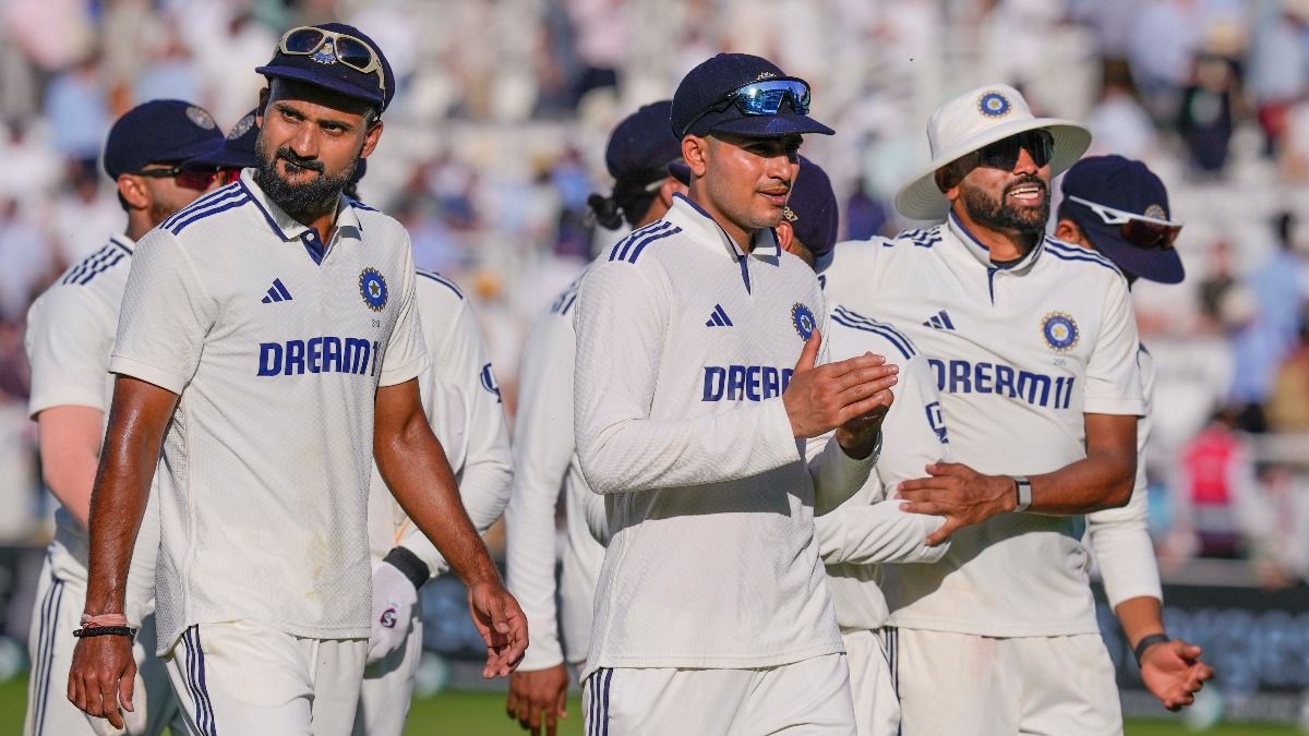 India captain Shubman Gill with Players at Lord's 
