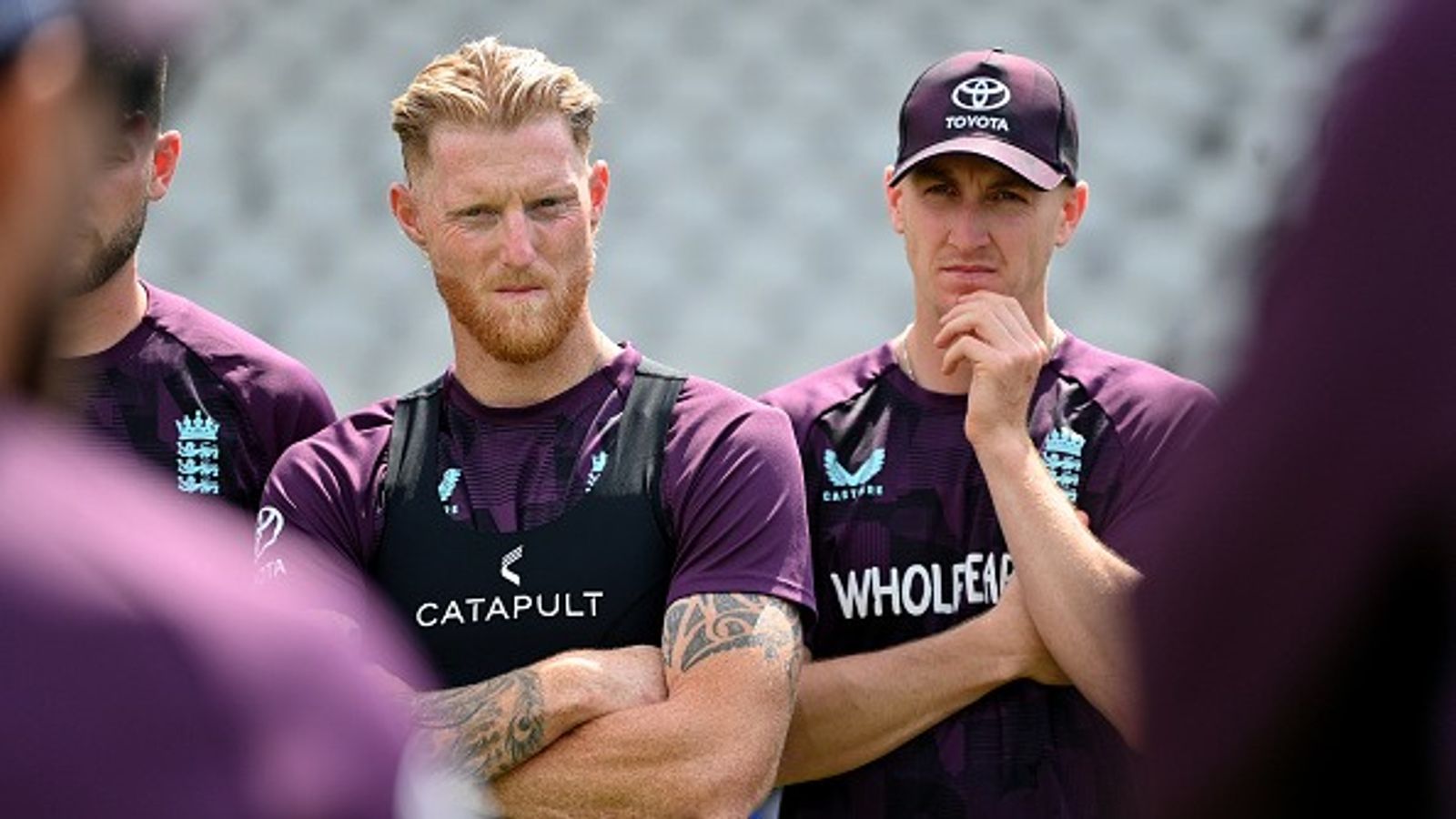 IND VS ENG: क्या इंग्लैंड की बैटिंग से टीम इंडिया को लग रहा है डर? हैरी ब्रूक का चौथे टेस्ट से पहले चौंकाने वाला खुलासा ट्रेनिंग सेशन के दौरान बेन स्टोक्स और हैरी ब्रूक