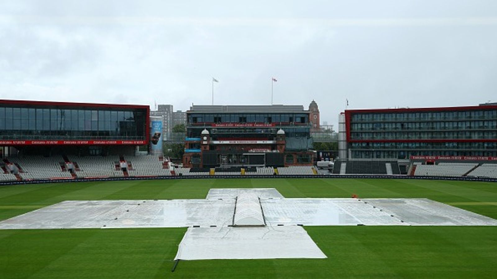 Manchester Weather Update : भारत और इंग्लैंड के बीच चौथे मैनचेस्टर टेस्ट में क्या बारिश बनेगी 'काल'? जानें मौसम का पूरा हाल Manchester Weather Update : भारत और इंग्लैंड के बीच चौथे मैनचेस्टर टेस्ट में क्या बारिश बनेगी 'काल'? जानें मौसम का पूरा हाल