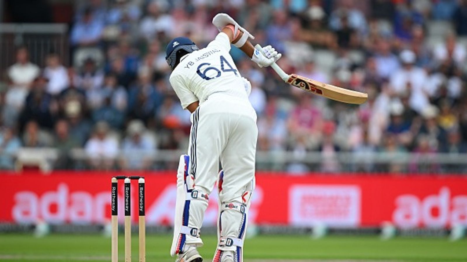 ड्यूक्स बॉल निर्माता की बात हुई सच, मैनचेस्टर टेस्ट में यशस्वी जायसवाल के साथ बैटिंग में हुआ कुछ ऐसा, चौंक गए सब, VIDEO ड्यूक्स बॉल निर्माता की बात हुई सच, मैनचेस्टर टेस्ट में यशस्वी जायसवाल के साथ बैटिंग में हुआ कुछ ऐसा, चौंक गए सब, VIDEO