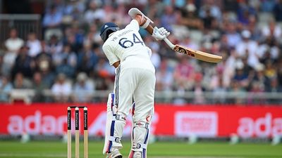 ड्यूक्स बॉल निर्माता की बात हुई सच, मैनचेस्टर टेस्ट में यशस्वी जायसवाल के साथ बैटिंग में हुआ कुछ ऐसा, चौंक गए सब, VIDEO SportsTak Hindi