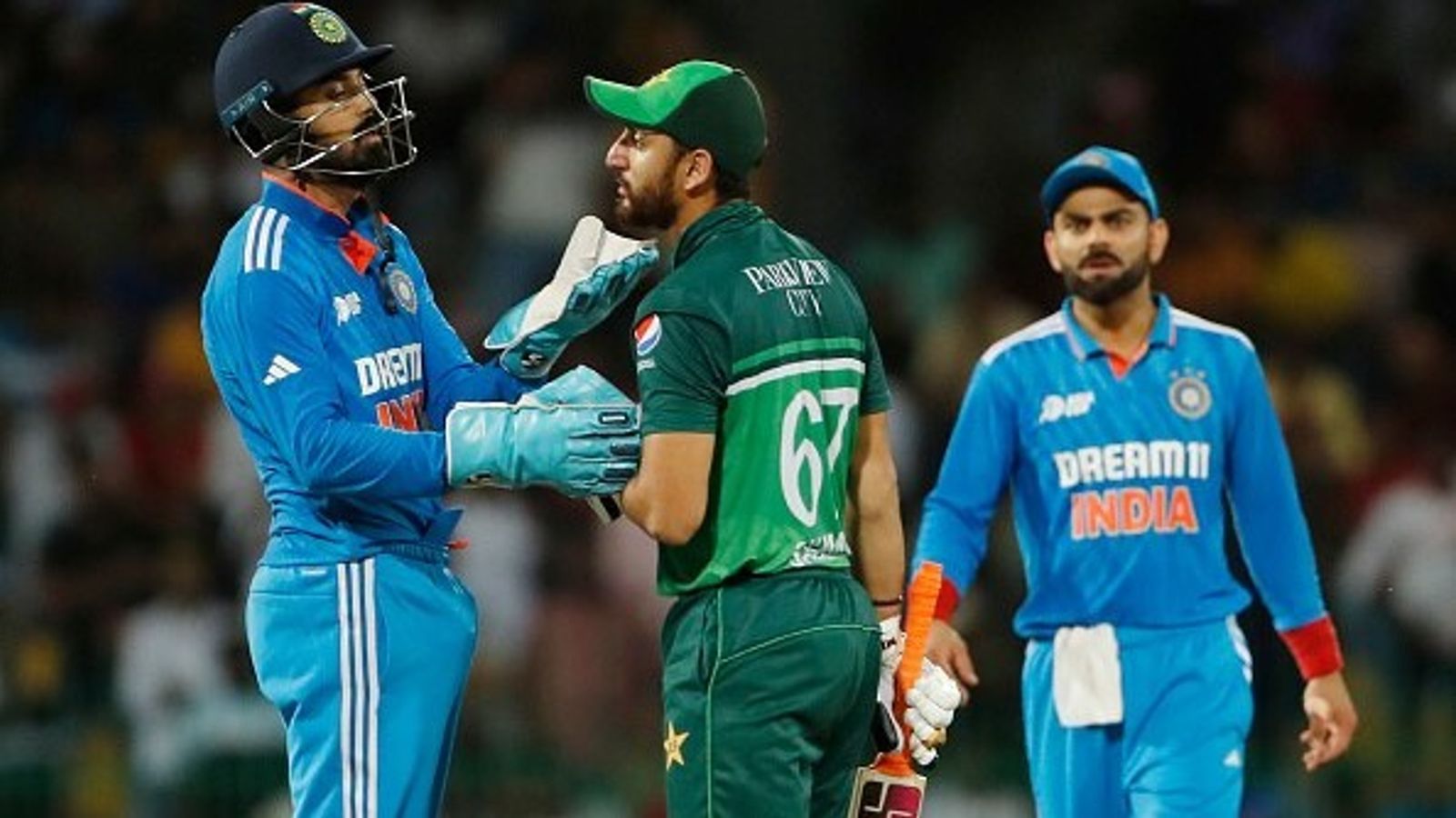 एशिया कप 2025 में होगी भारत-पाकिस्तान की टक्कर! BCCI करेगा मेजबानी, इन मैदान में होंगे मैच, ACC मीटिंग में लगी मुहर एशिया कप 2025 में होगी भारत-पाकिस्तान की टक्कर! BCCI करेगा मेजबानी, इन मैदान में होंगे मैच, ACC मीटिंग में लगी मुहर