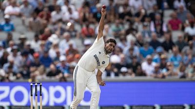 क्या अंशुल कंबोज भी अनफिट हैं?  आरअश्विन ने गेंदबाज की फिटनेस पर उठाए सवाल, बोले- उसकी स्पीड तो... SportsTak Hindi