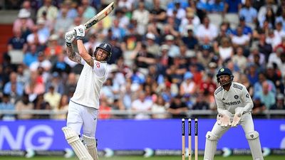 IND VS ENG: स्टोक्स- रूट के शतक से इंग्लैंड ने पहली पारी में ठोके 669 रन, 311 रन की लीड के साथ बैकफुट पर टीम इंडिया SportsTak Hindi