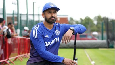 IND vs ENG : करुण नायर को मैनचेस्टर टेस्ट मैच में क्यों नहीं मिली जगह? बैटिंग कोच ने कहा - गौतम गंभीर और... SportsTak Hindi