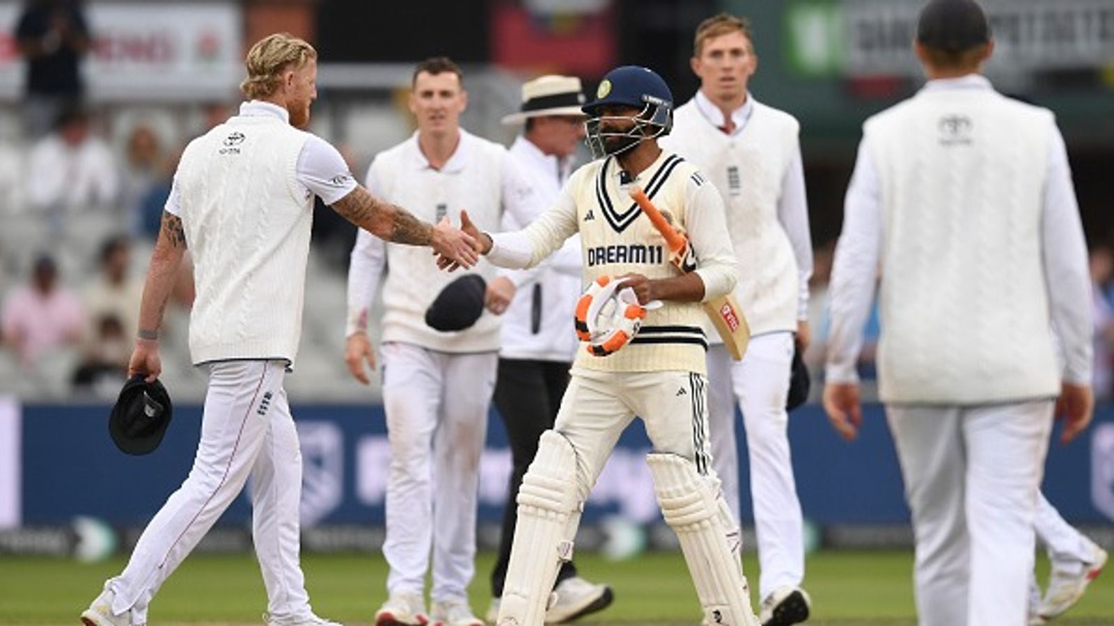 भारत-इंग्लैंड मैच में पाकिस्तानी शख्स की वजह से बवाल, मैनचेस्टर टेस्ट खत्म होने के बाद शुरू हुई जांच, जानें क्या है पूरा मामला भारत-इंग्लैंड मैच में पाकिस्तानी शख्स की वजह से बवाल, मैनचेस्टर टेस्ट खत्म होने के बाद शुरू हुई जांच, जानें क्या है पूरा मामला