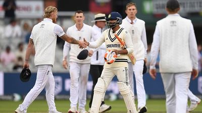 भारत-इंग्लैंड मैच में पाकिस्तानी शख्स की वजह से बवाल, मैनचेस्टर टेस्ट खत्म होने के बाद शुरू हुई जांच, जानें क्या है पूरा मामला SportsTak Hindi