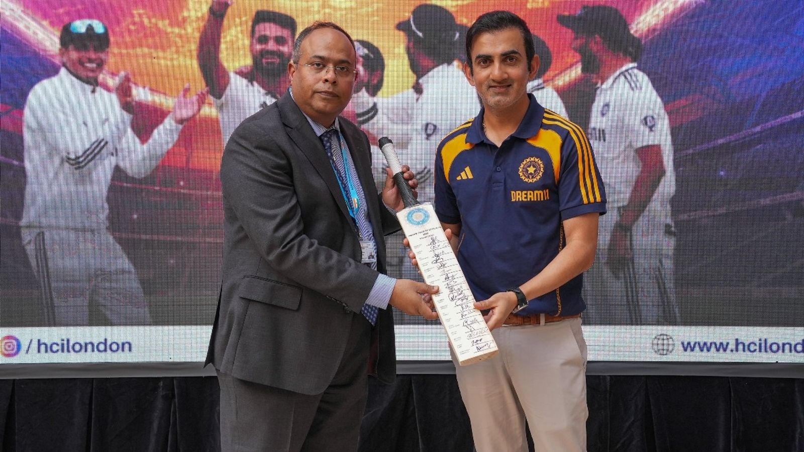 इंग्लैंड के खिलाफ ओवल टेस्ट से पहले गरजे गौतम गंभीर, बोले- हम किसी चीज को हल्के में नहीं लेते, सीरीज में जिस तरह ... इंग्लैंड के खिलाफ ओवल टेस्ट से पहले गरजे गौतम गंभीर, बोले- हम किसी चीज को हल्के में नहीं लेते, सीरीज में जिस तरह ...