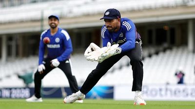 ऋषभ भैया ने मुझे कहा था कि...पंत की गैरमौजूदगी में 5वें टेस्ट में विकेटकीपिंग में धमाल मचाने को तैयार ध्रुव जुरेल SportsTak Hindi