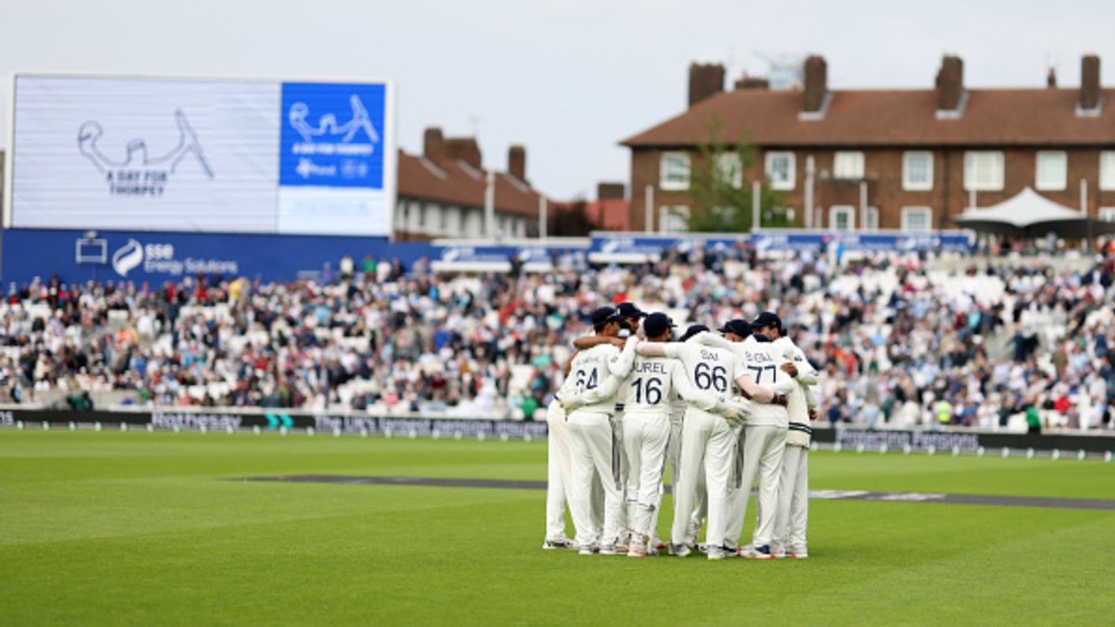 IND vs ENG: क्या है ओवल टेस्ट में सर्वोच्च लक्ष्य हासिल करने का रिकॉर्ड, कितने रन बनाने पर जीतेगी टीम इंडिया! IND vs ENG: क्या है ओवल टेस्ट में सर्वोच्च लक्ष्य हासिल करने का रिकॉर्ड, कितने रन बनाने पर जीतेगी टीम इंडिया!