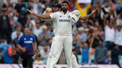 मोहम्मद सिराज का ओवल में चमकने के बाद वर्कलोड पर बड़ा बयान, बोले- खुद के लिए गेंदबाजी नहीं करता, बल्कि... SportsTak Hindi