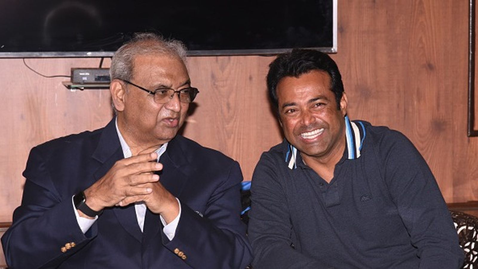 टेनिस दिग्गज लिएंडर पेस के ओलिंपिक मेडलिस्ट पिता वेस का 80 साल की उम्र में निधन, शोक में डूबा खेल जगत टेनिस दिग्गज लिएंडर पेस के ओलिंपिक मेडलिस्ट पिता वेस का 80 साल की उम्र में निधन, शोक में डूबा खेल जगत