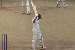 मुंबई छोड़ते ही पृथ्वी शॉ का बल्ले से धमाका, बुची बाबू टूर्नामेंट में इस टीम के खिलाफ महाराष्ट्र के लिए ठोका शतक SportsTak Hindi